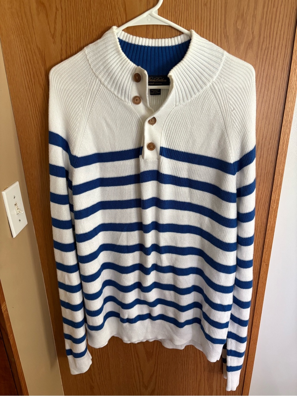Brooks Brothers White & Blue Striped Shawl-Collar Zip-Up Sweater